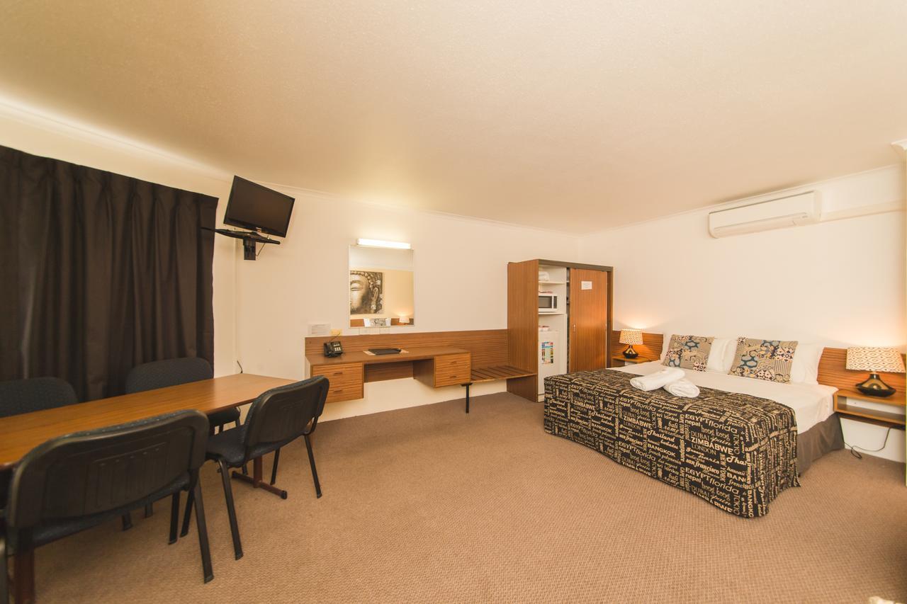 Hampton Villa Motel Rockhampton Eksteriør bilde